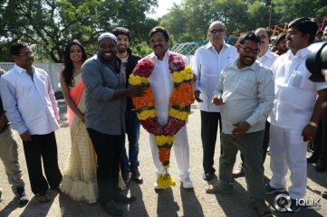 Vastha Nee Venuka Movie Opening